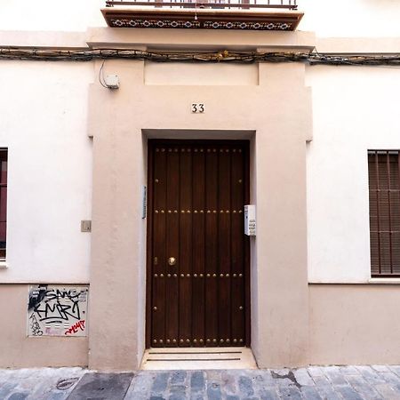 Ferienwohnung Holi-Rent Gonzalez Cuadrado Sevilla Exterior foto