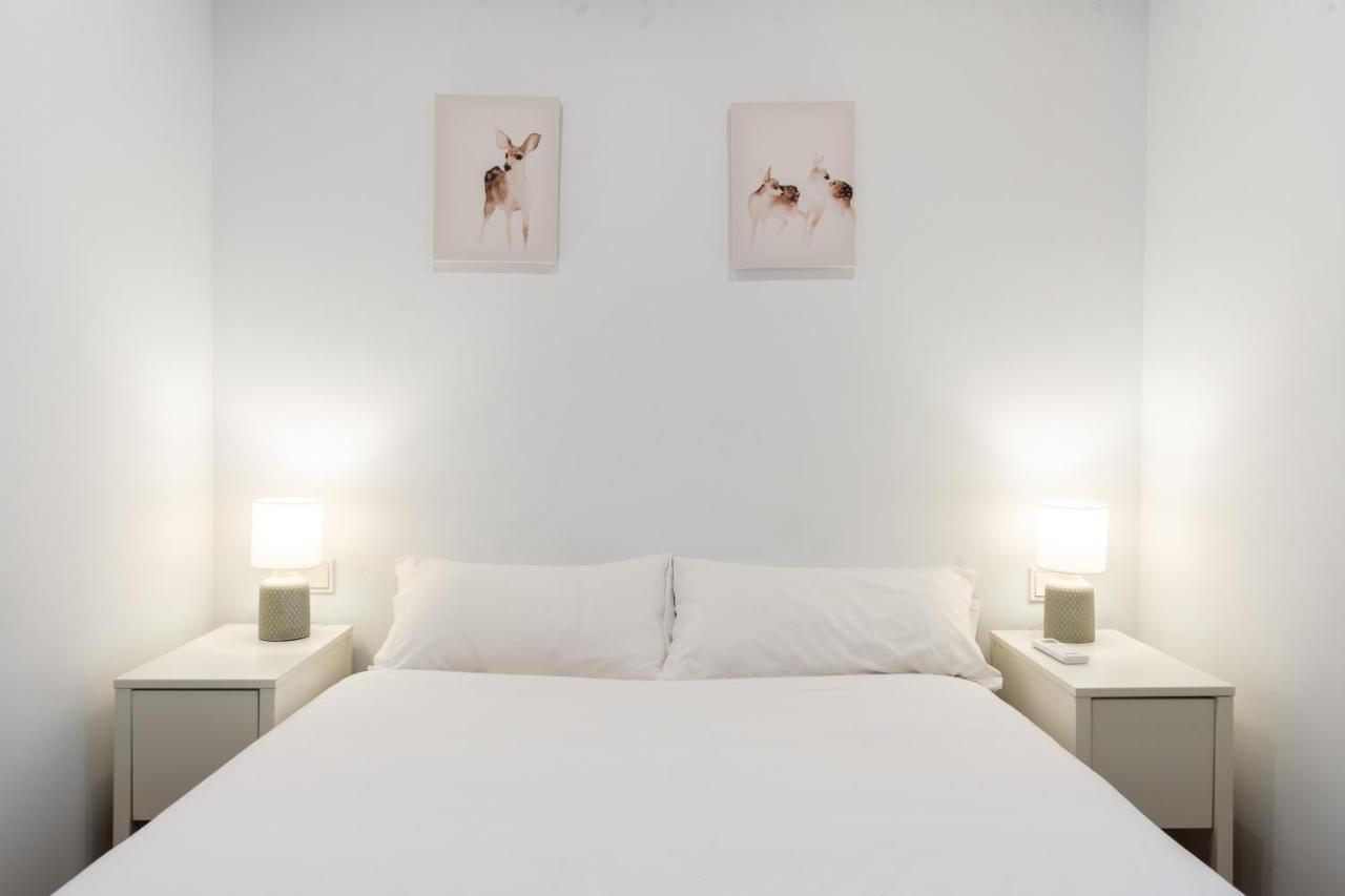Ferienwohnung Holi-Rent Gonzalez Cuadrado Sevilla Exterior foto